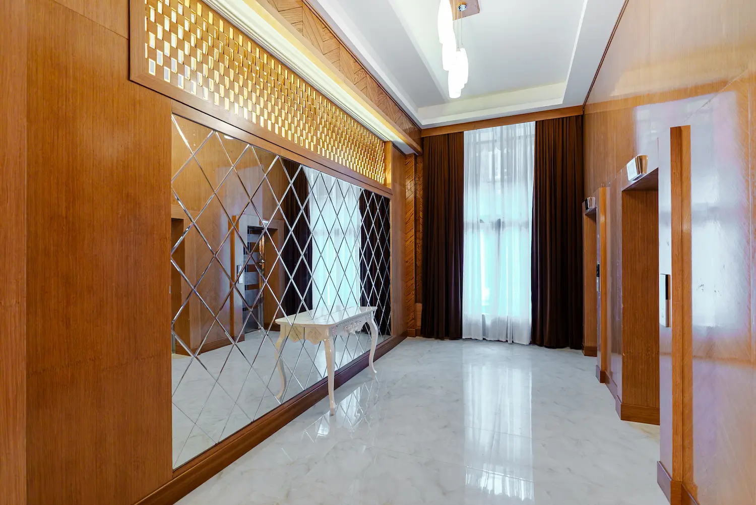 Lobby bar «Lignum»